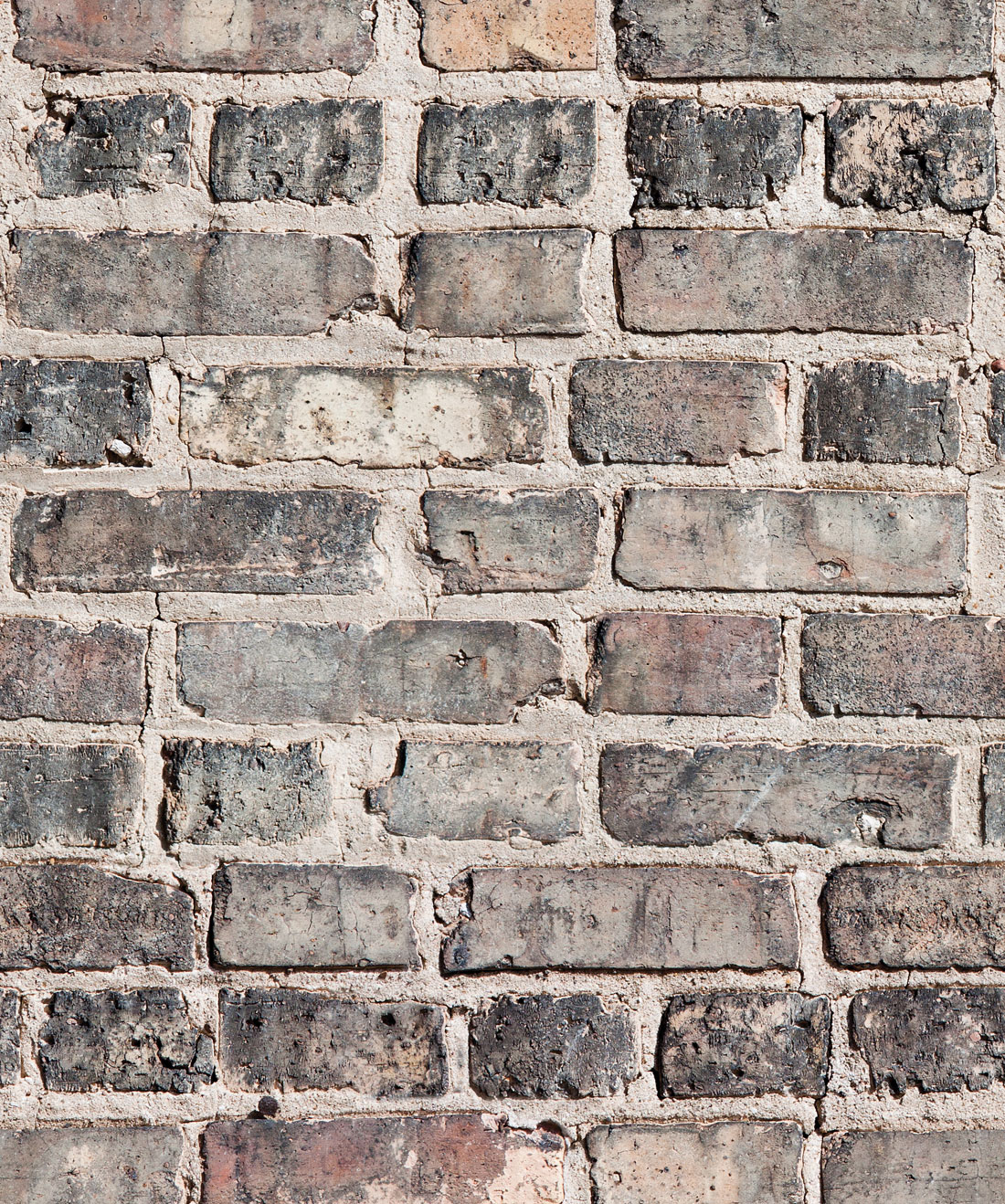 Vintage Bricks Wallpaper • Kemra • Swatch